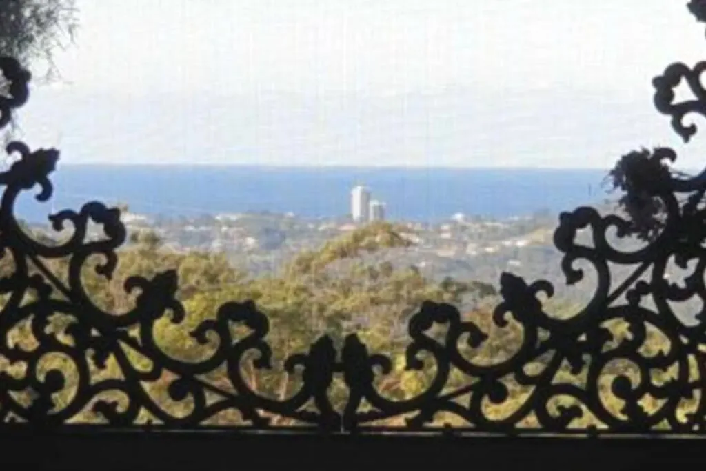 The House Of The Rising Sun * Gold Coast