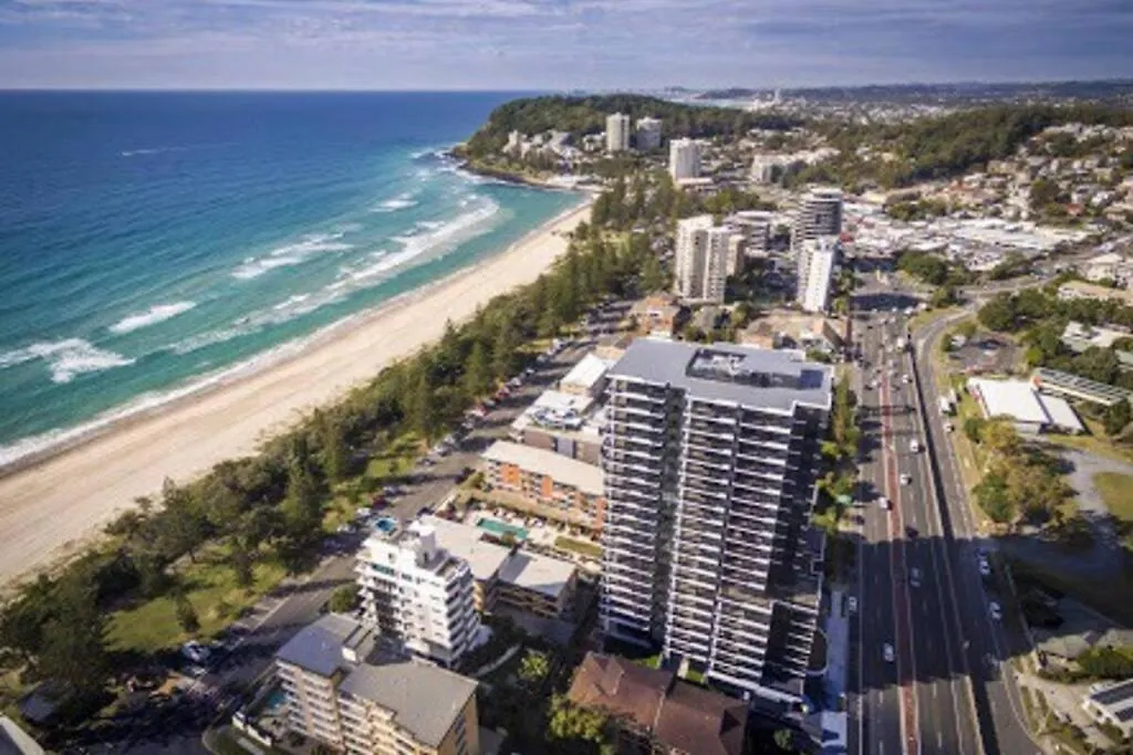 Boardwalk Burleigh Luxury Three Bedroom Gold Coast
