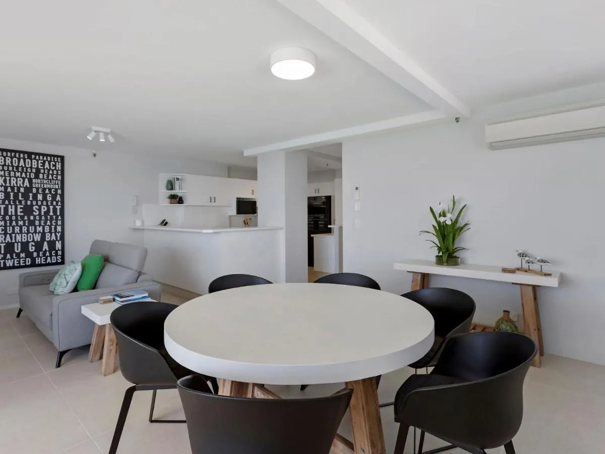The Penthouses Absolute Beachfront - Gchm 아파트 *
