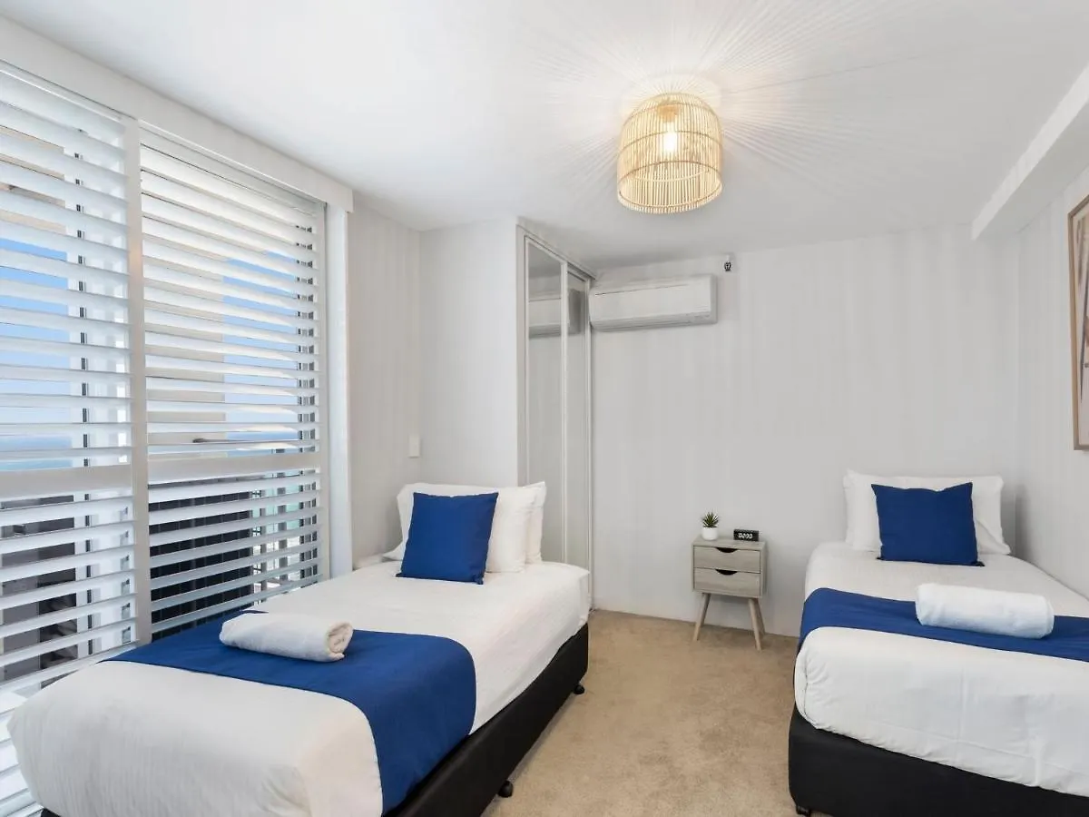 아파트 The Penthouses Absolute Beachfront - Gchm
