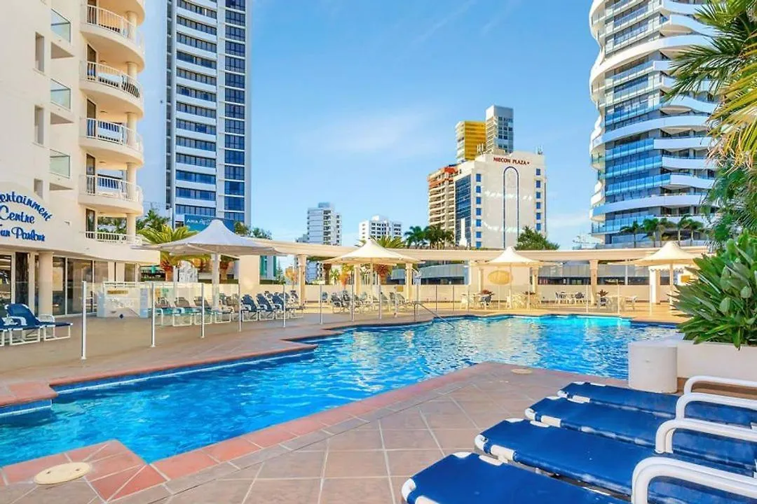 Broadbeach Aparthotel 4*