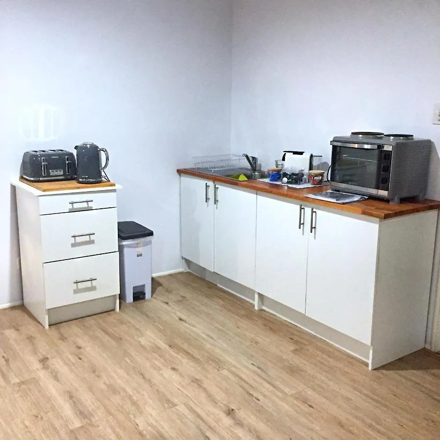 Large Studio Unit Close To Theme Parks *