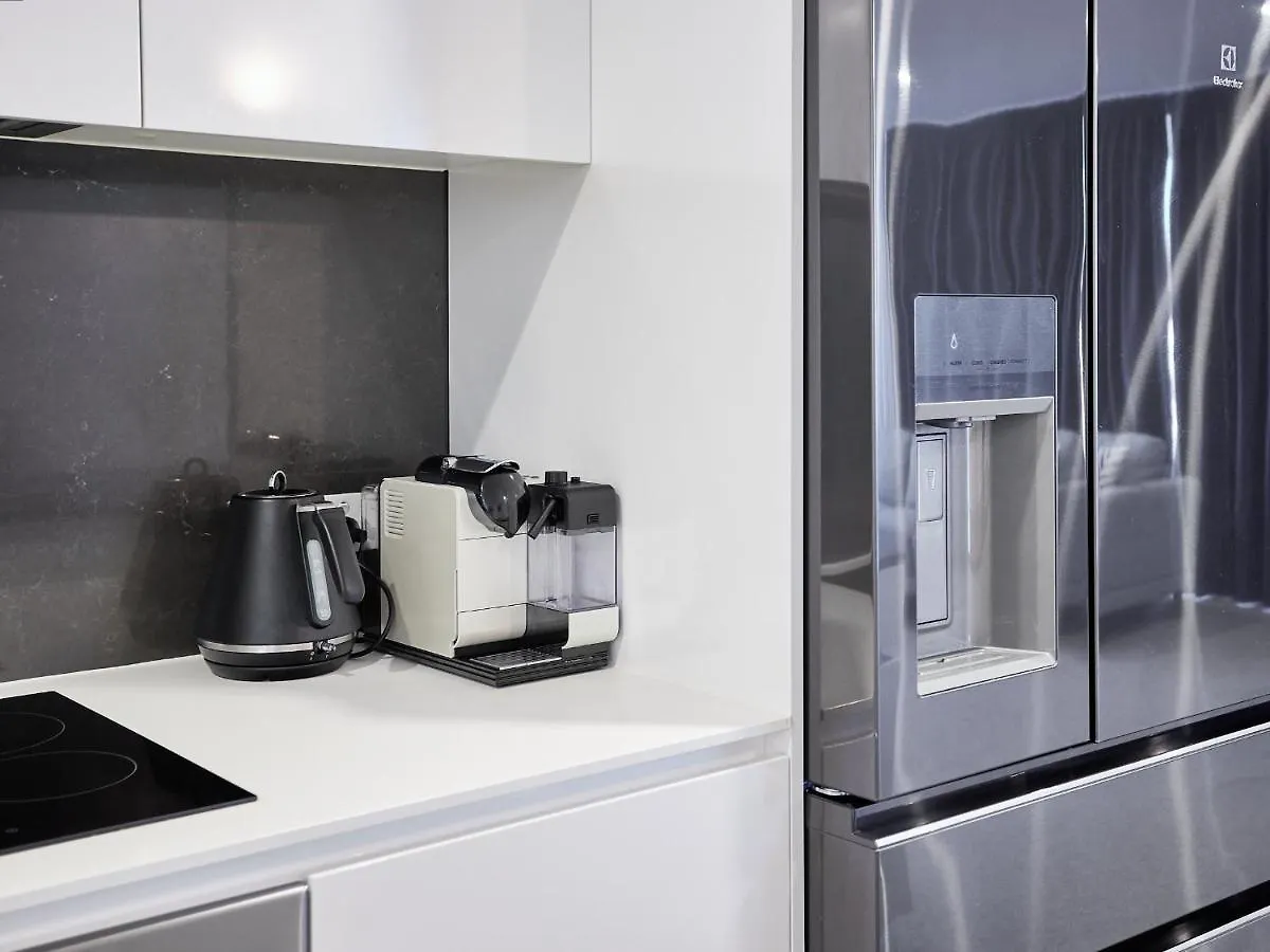 Boardwalk Burleigh Luxury Three Bedroom Gold Coast
