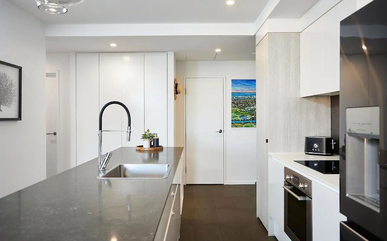 Boardwalk Burleigh Luxury Three Bedroom Apartment