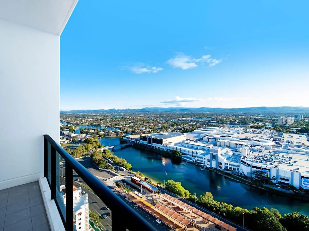 Private Rooftop Penthouse - Sierra Grand - Coasthm * Gold Coast