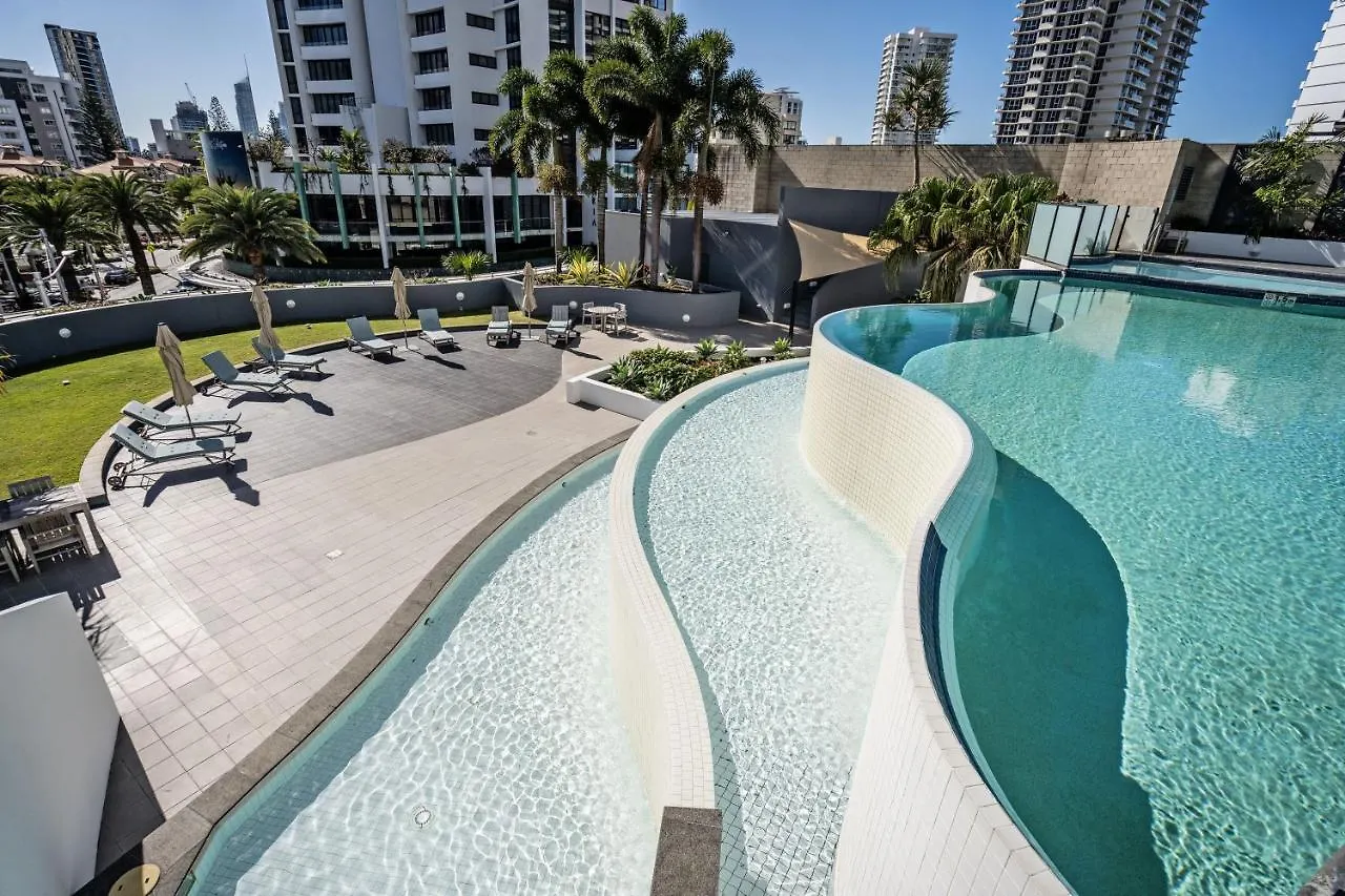Resort The Wave Gold Coast