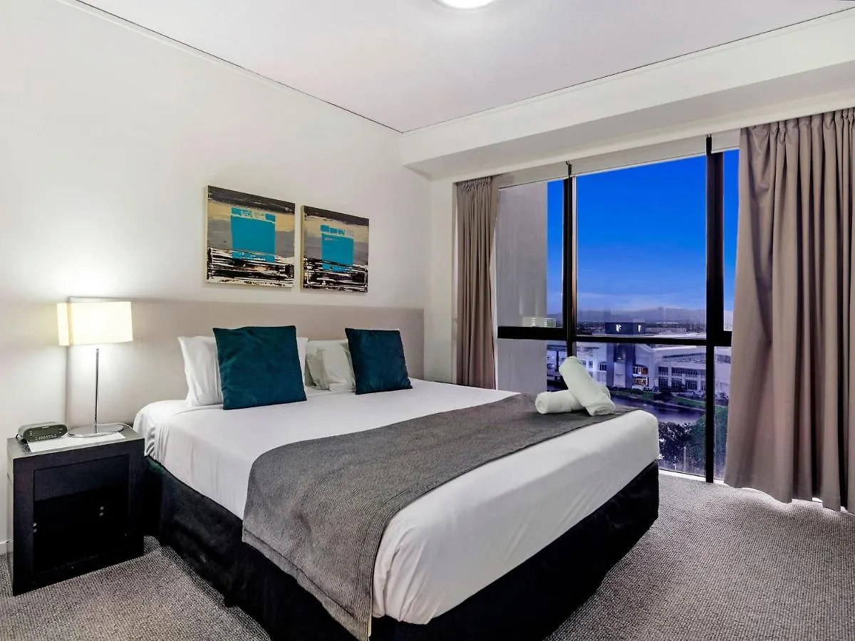 Apartament Spacious And Modern 3 Bed In Broadbeach At Sierra Grand Gold Coast