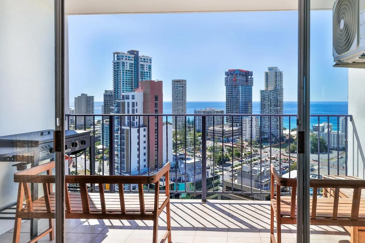 Apartahotel Condor Ocean View Surfers Paradise Gold Coast