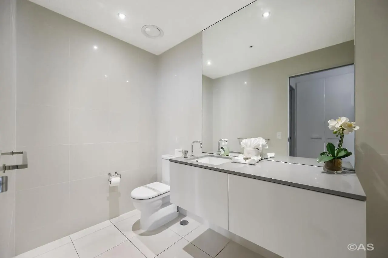 Apartment Circle On Cavill - Private - Gold Coast
