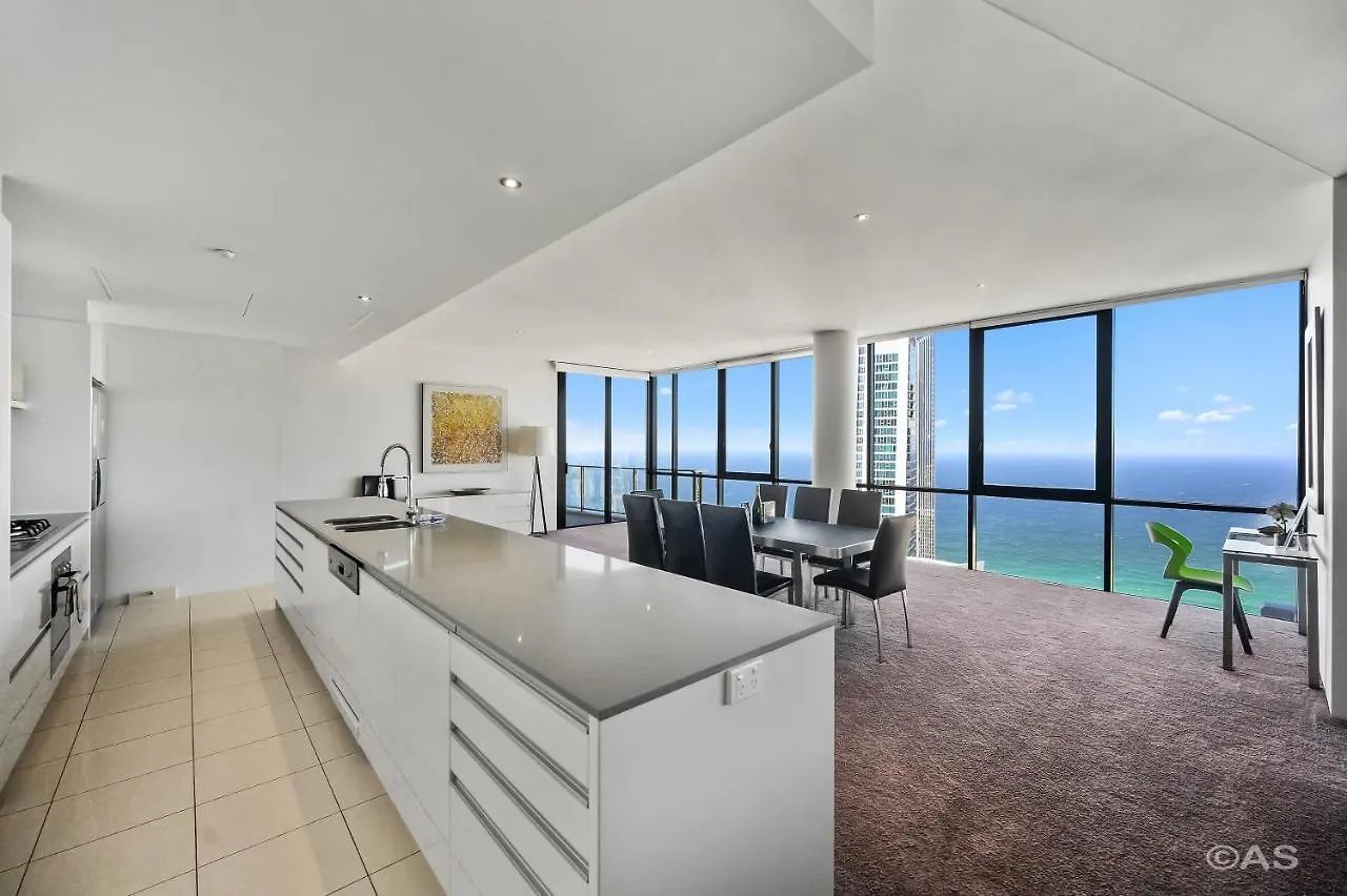 Circle On Cavill - Private - Apartment