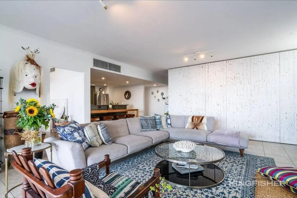 Luxe 3 Bedroom Rooftop Beachside דירה *