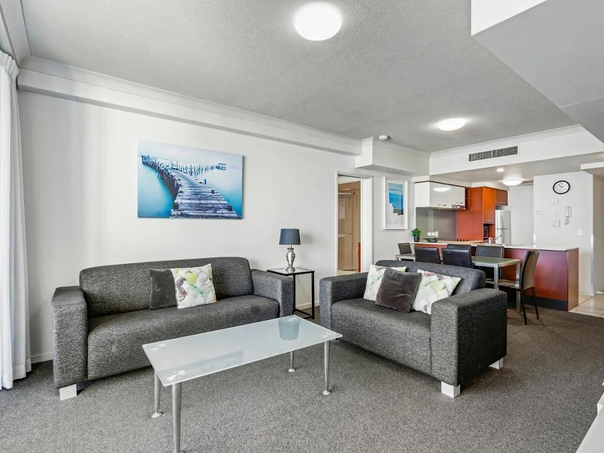 Apartamento Towers Of Chevron - Private *