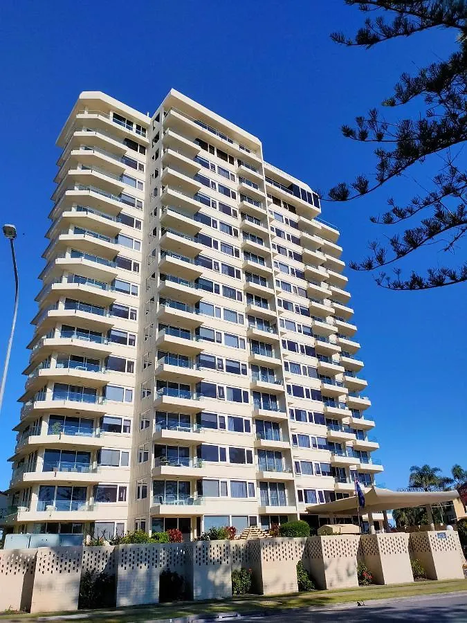 Southern Cross Beachfront 4*