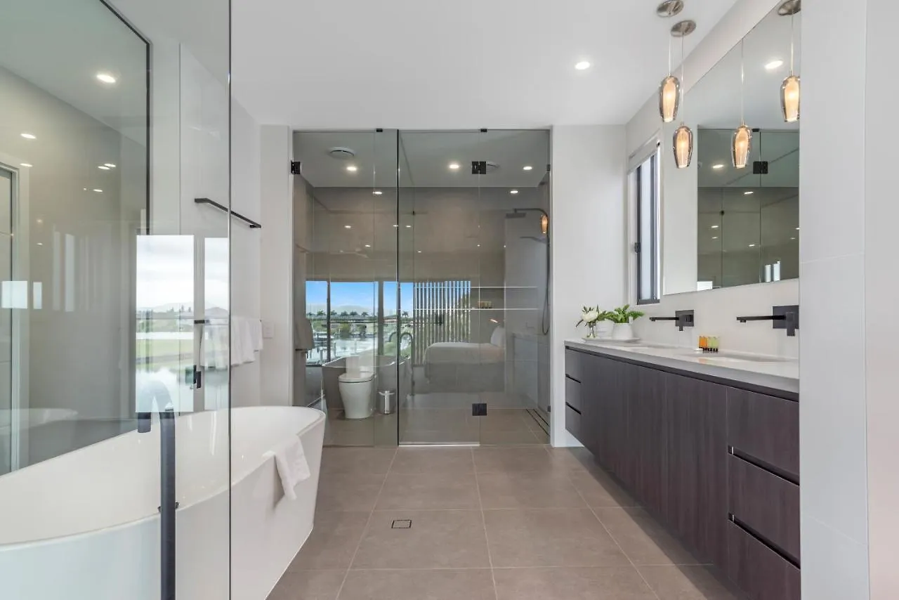 Resort The Residences At The Peninsula 4*