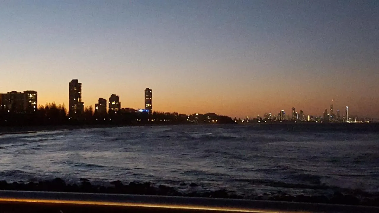 Hotell Outrigger Burleigh