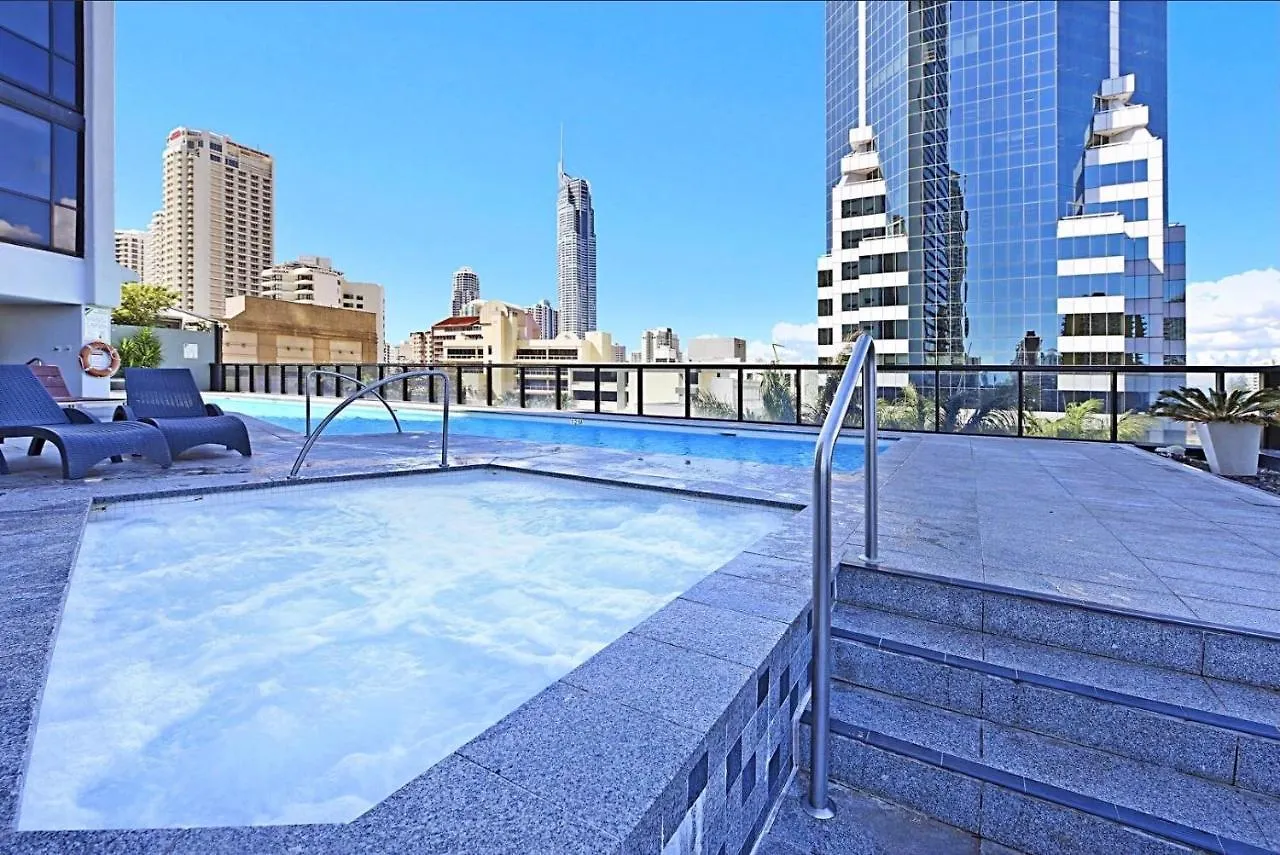 Apartment Circle On Cavill Surfers Paradise Apartments-holiday Paradise *