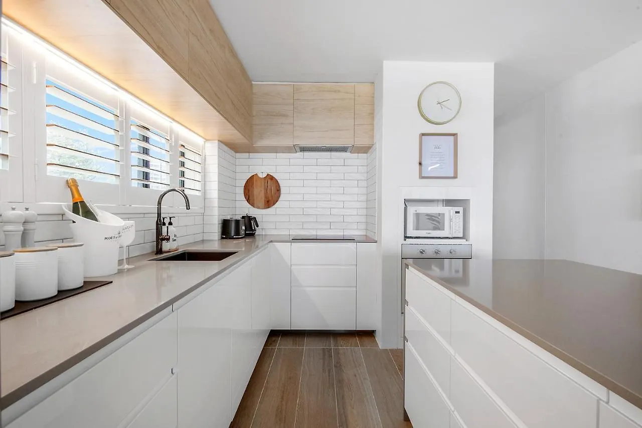 Absolutly Beachfront Surfers Paradise, Pure Shores! Apartmán *