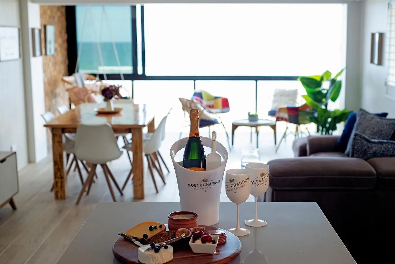 Absolutly Beachfront Surfers Paradise, Pure Shores! Apartmán