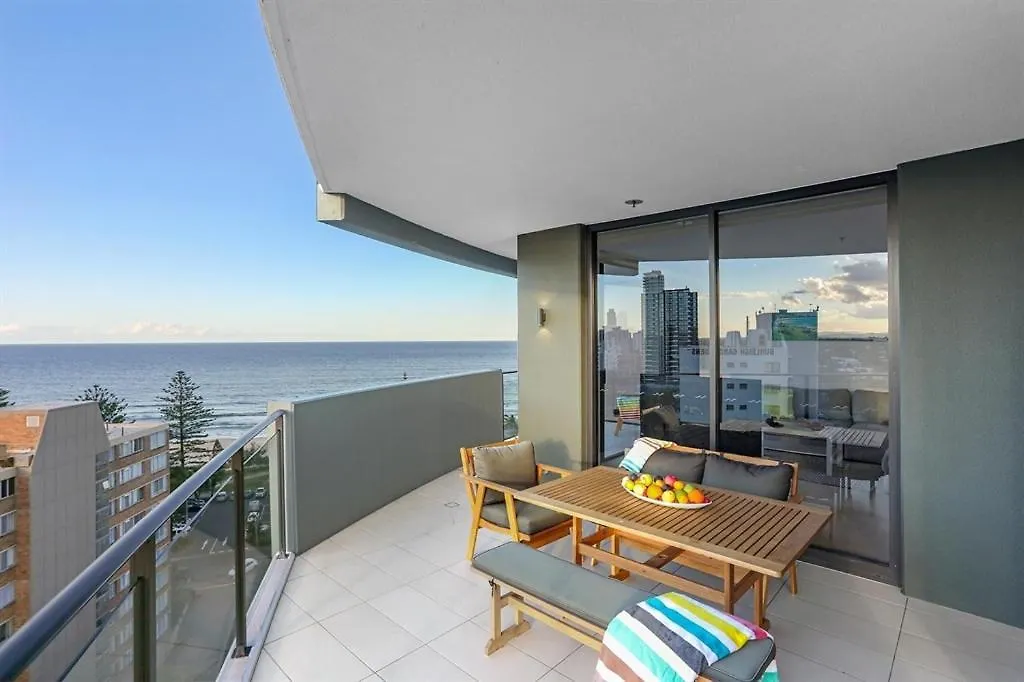 Ambience On Burleigh Aparthotel 4*