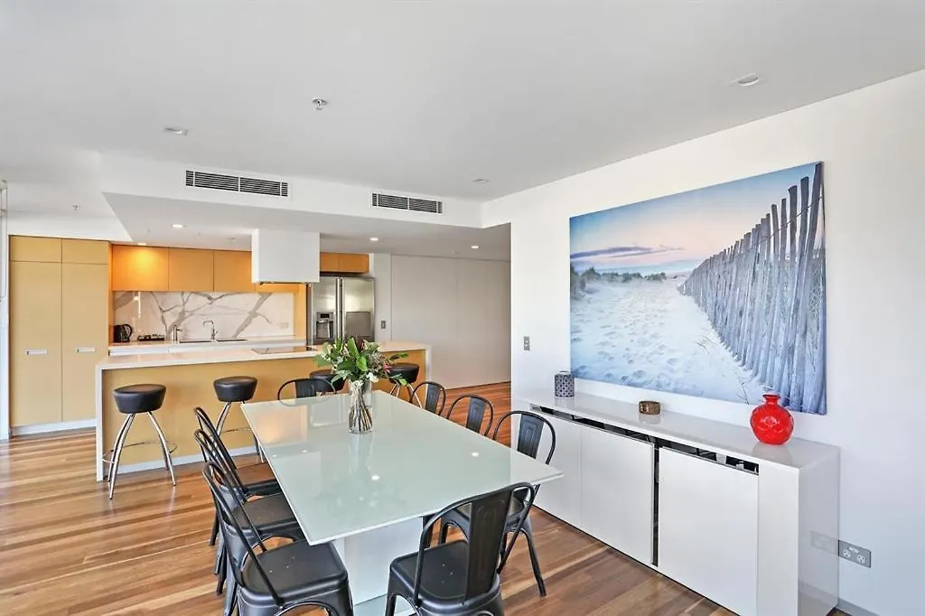 Ambience On Burleigh Apart Otel