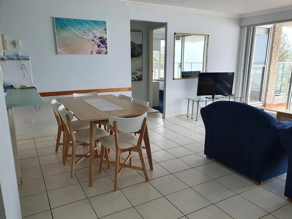 Pacific Surf Absolute Beachfront Апарт-отель 3*
