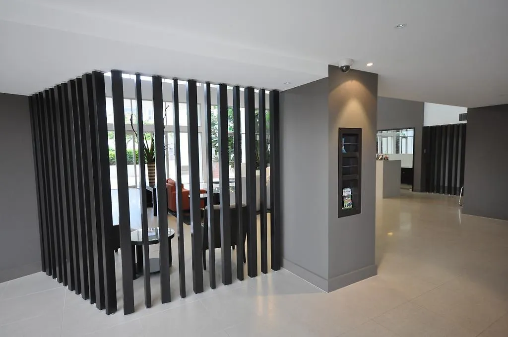 Apartahotel Chancellor Lakeside 4*