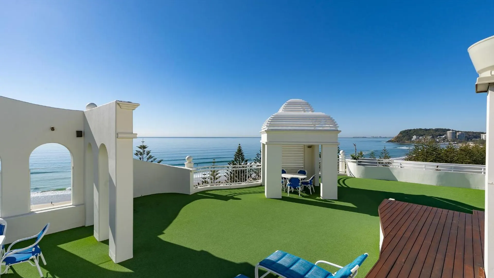Ultiqa Burleigh Mediterranean Aparthotel