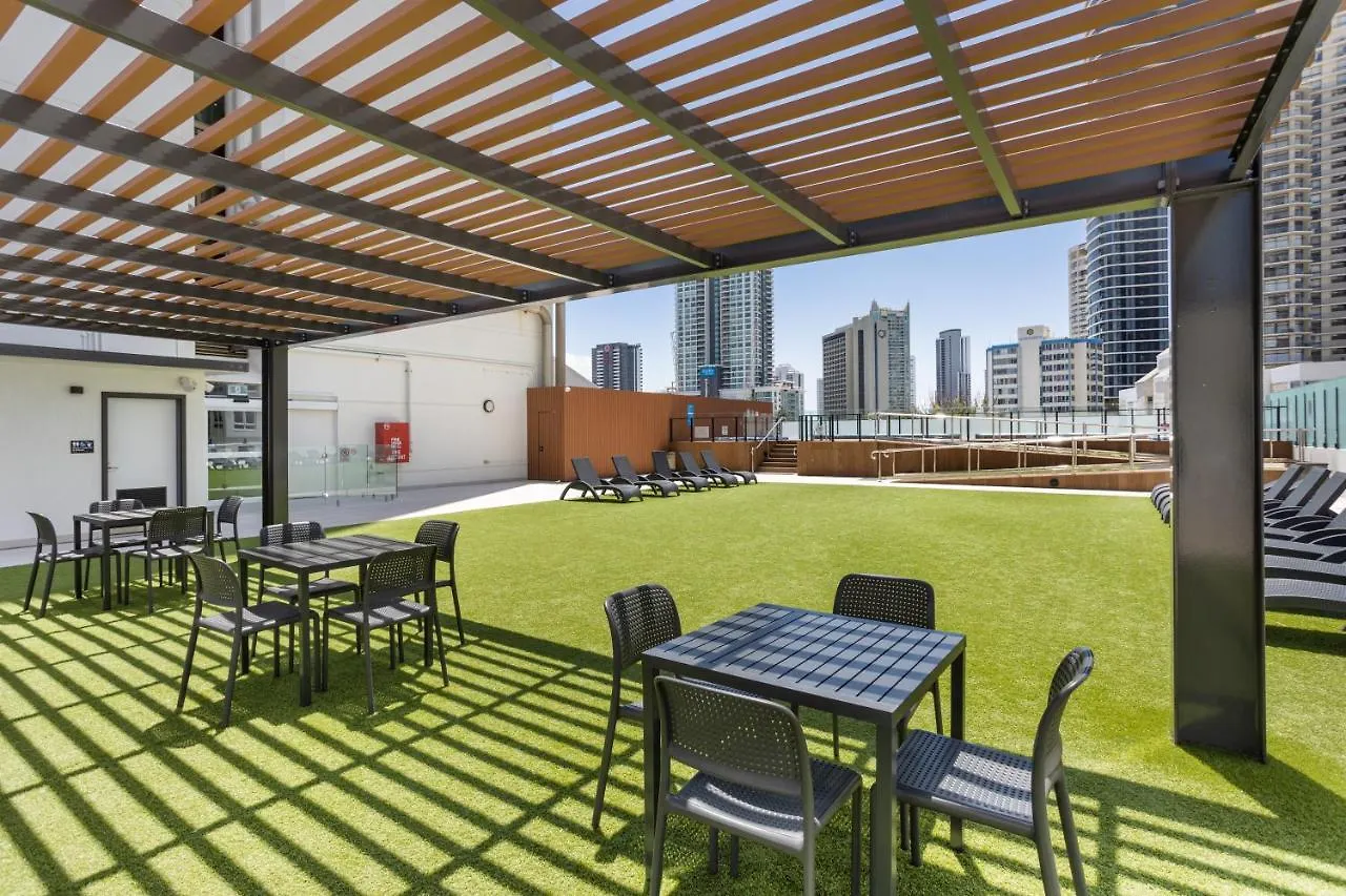 Ocean Views In Surfers Paradise Apartmán