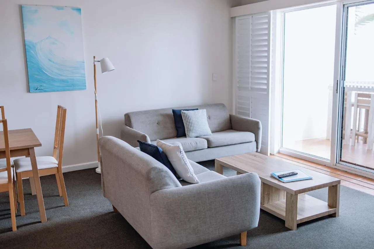 Surfers Horizons Aparthotel 4*