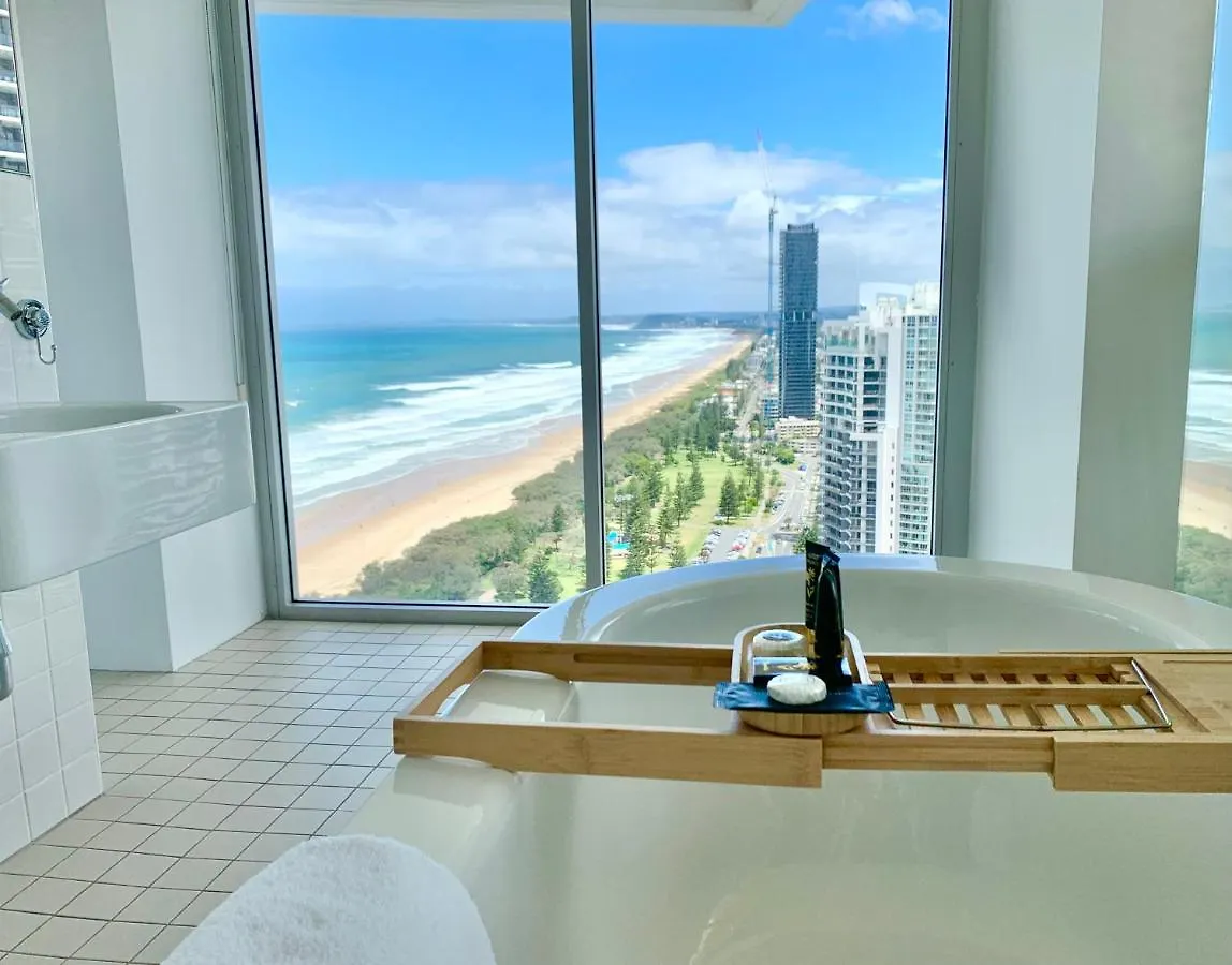 Air On Broadbeach Beachfront 2level Stunning With 180 Degree Views Lägenhet *