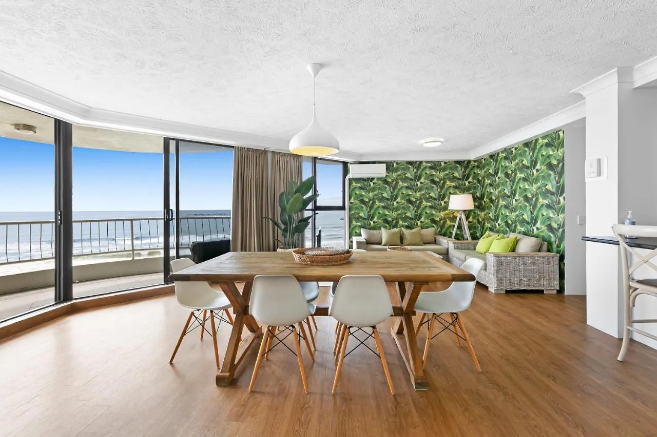 Spacious Beachfront 2-bed With Stunning Oceanview Lägenhet Guldkusten