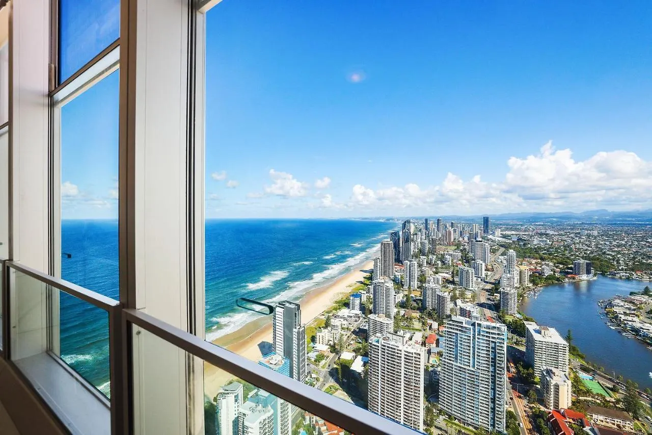 Apartment Tallest Tower Skyhomes | 9 Hamilton Avenue *
