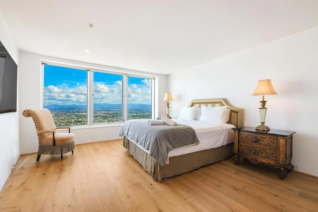 Apartment Tallest Tower Skyhomes | 9 Hamilton Avenue Gold Coast