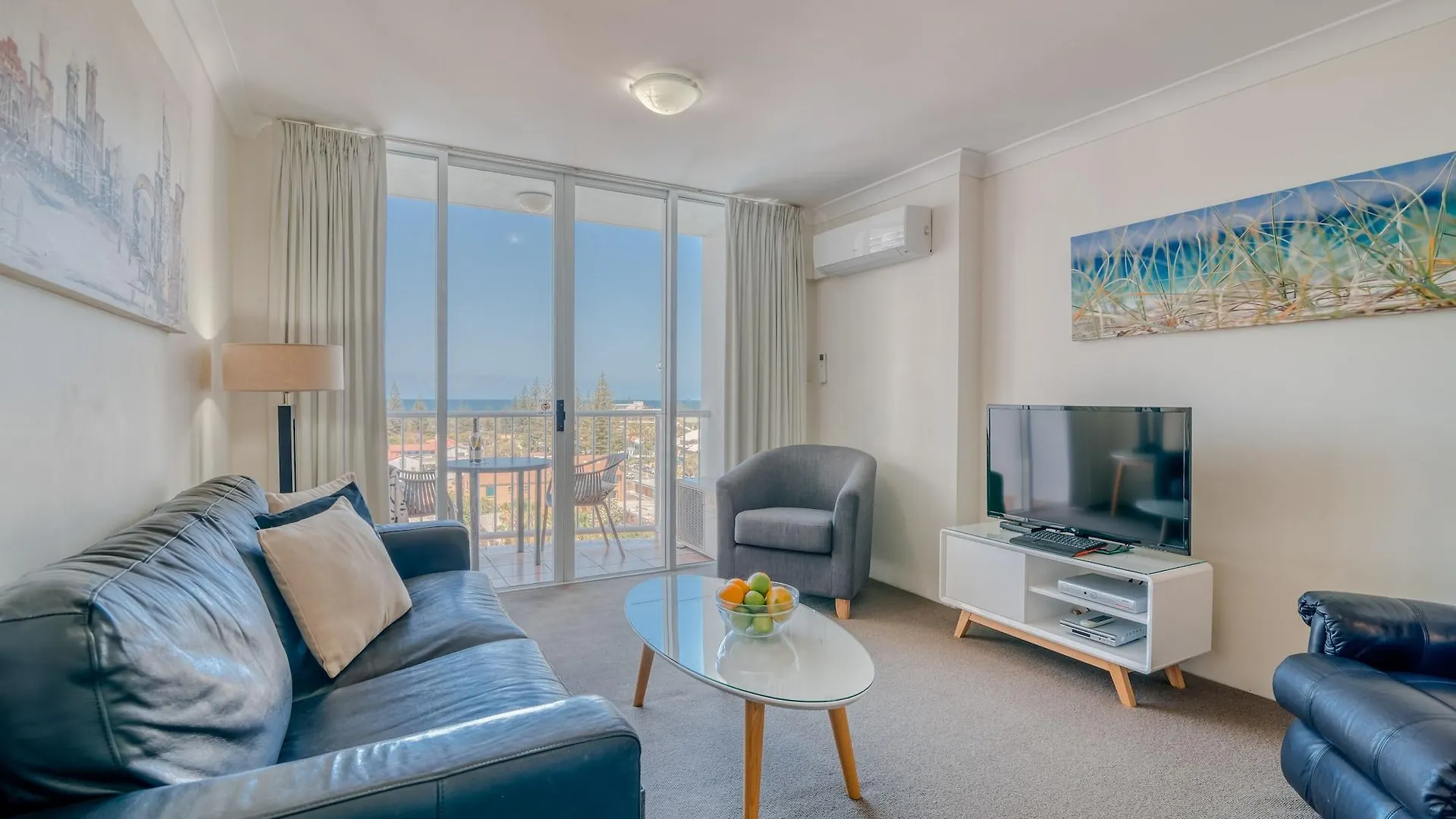 מלון דירות Bel Air On Broadbeach - Official 4*