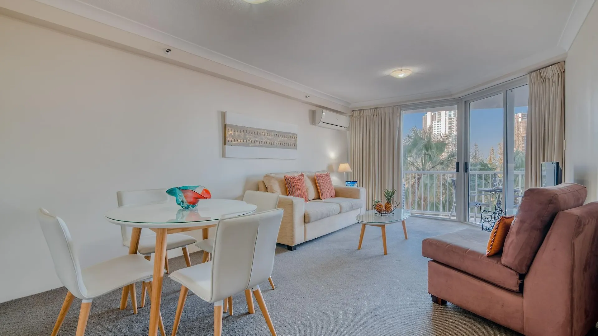 מלון דירות Bel Air On Broadbeach - Official גולד קוסט