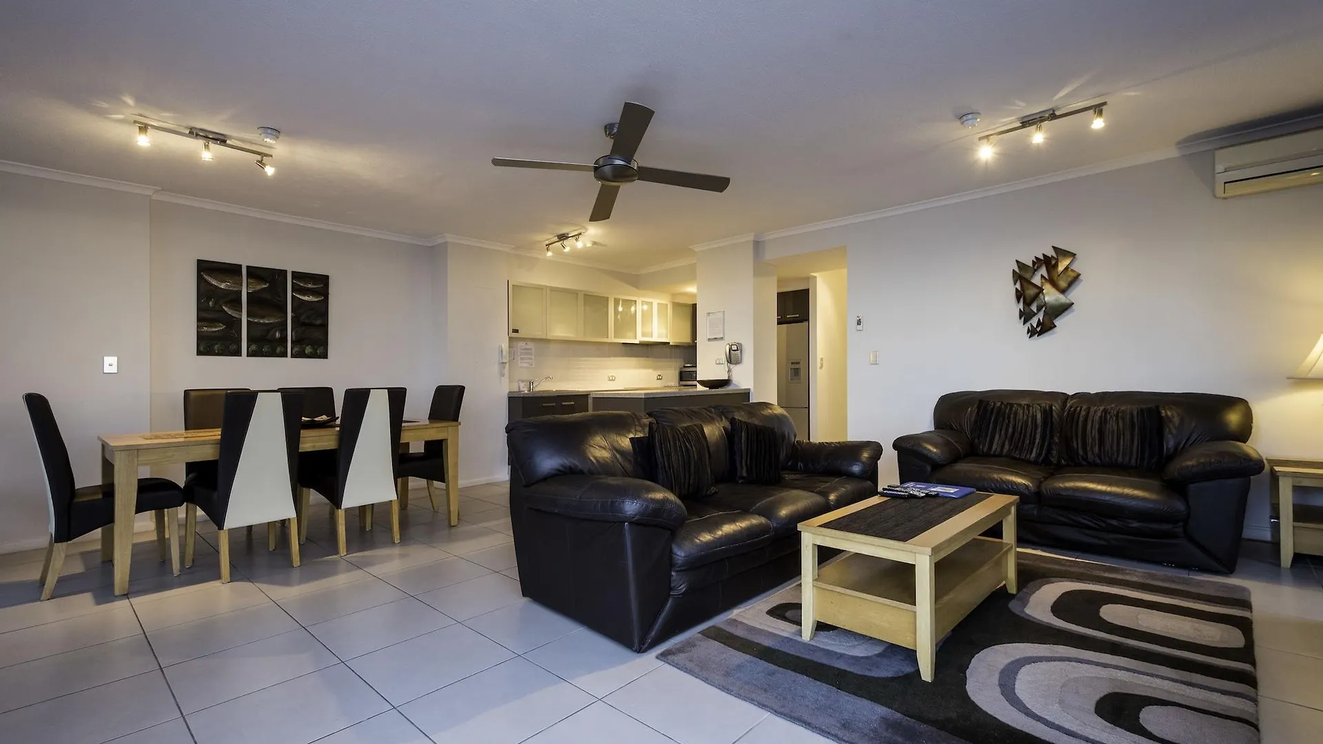 Moorings On Cavill Surfers Paradise Apart Otel