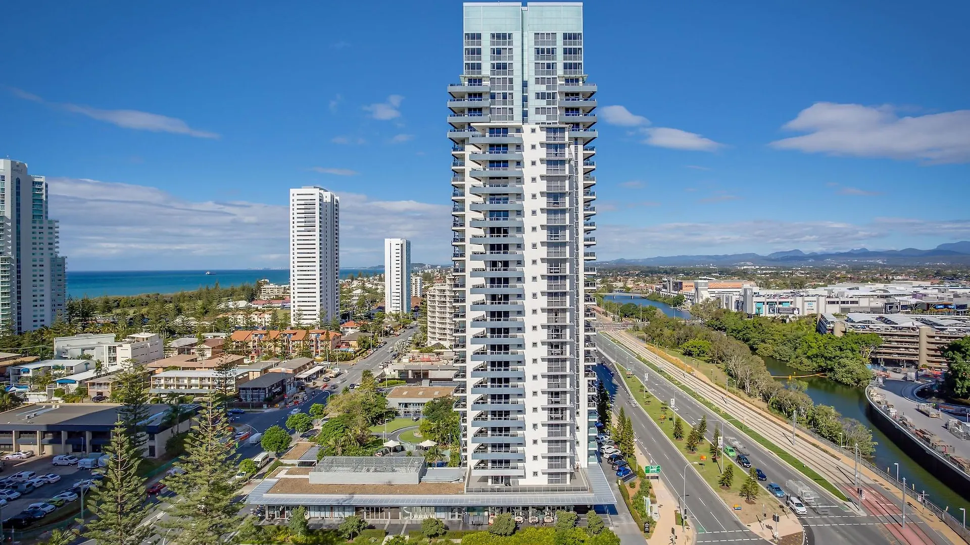 Mantra Broadbeach On The Park