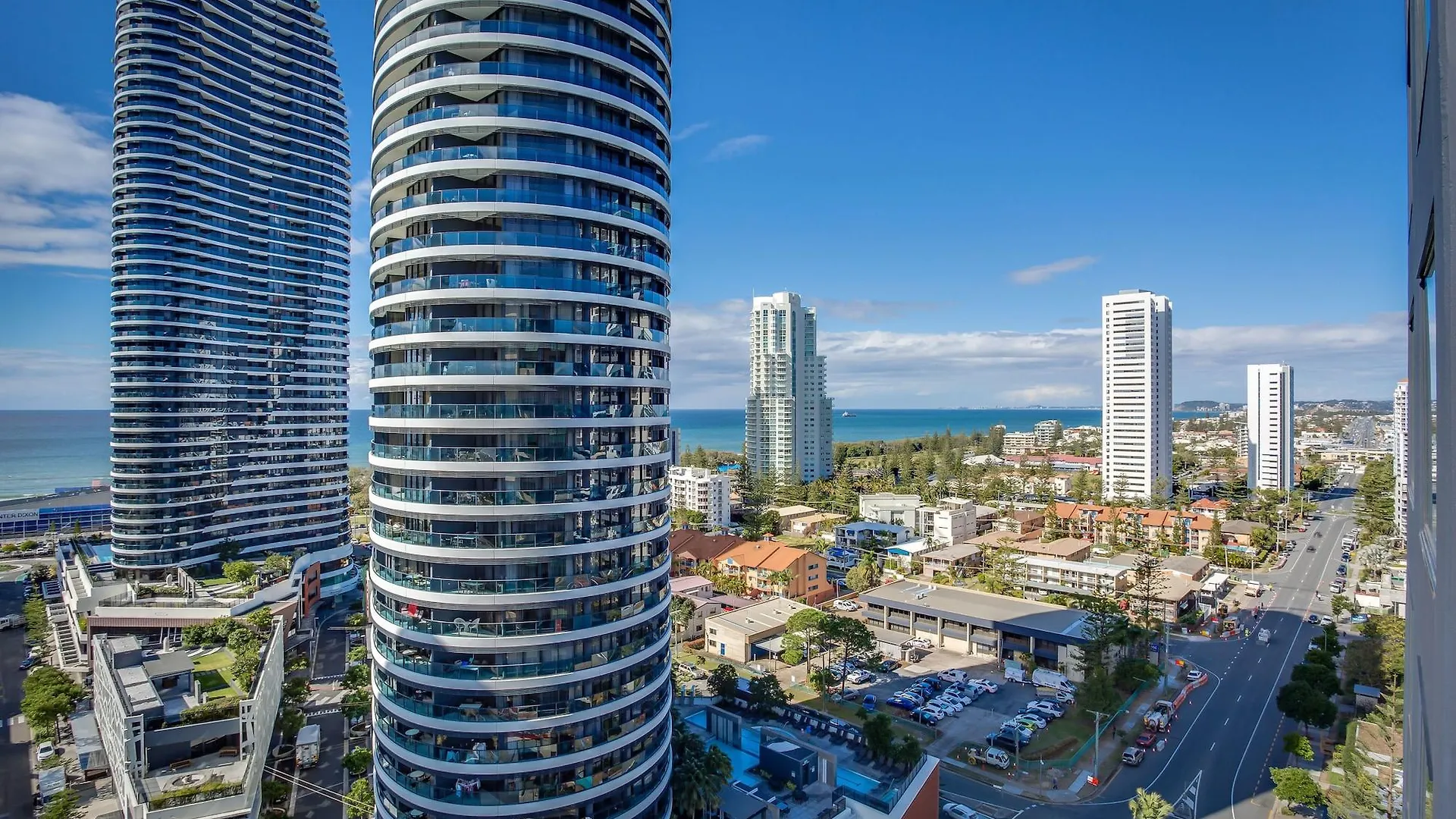 Ξενοδοχείο με διαμερίσματα Mantra Broadbeach On The Park