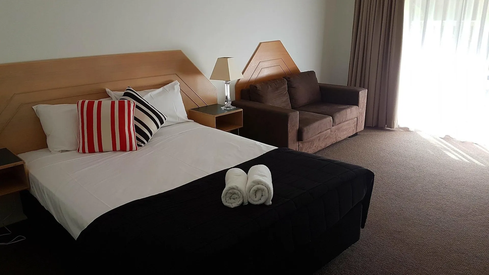 Hotell Outrigger Burleigh Guldkusten