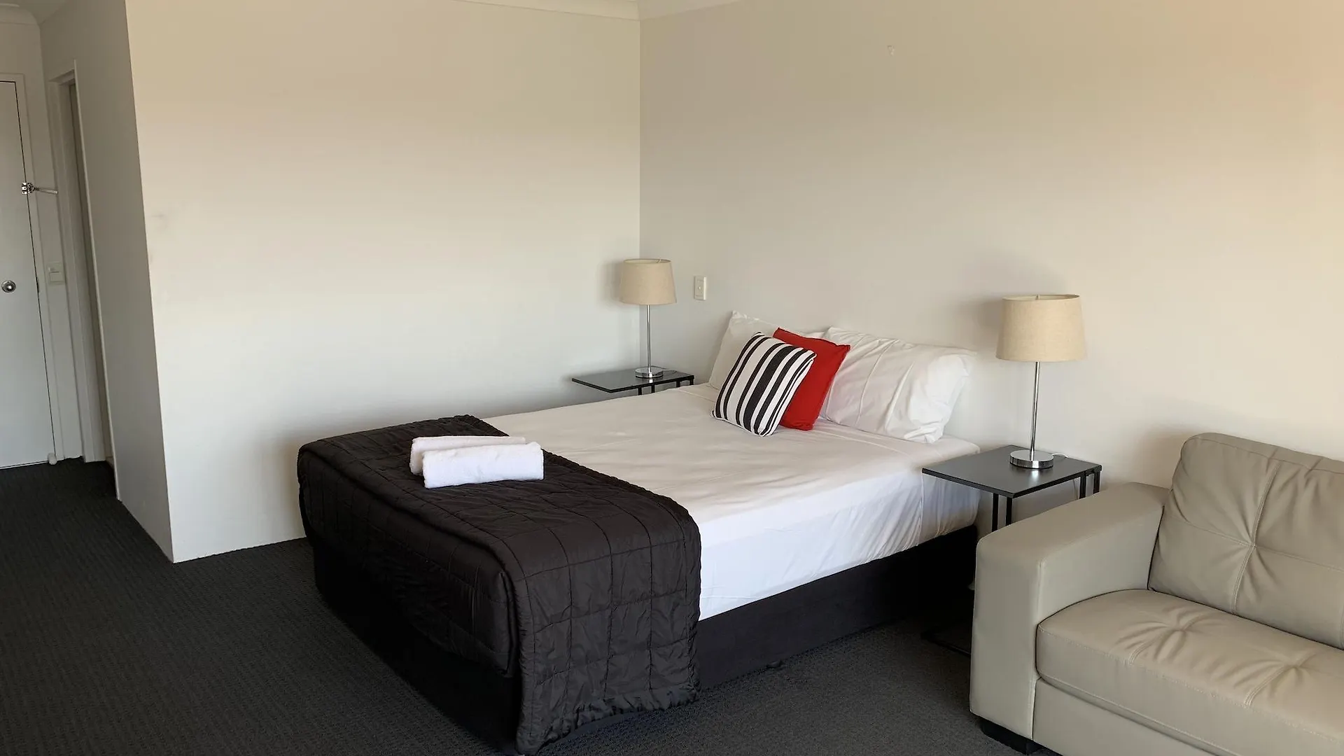 Hotell Outrigger Burleigh