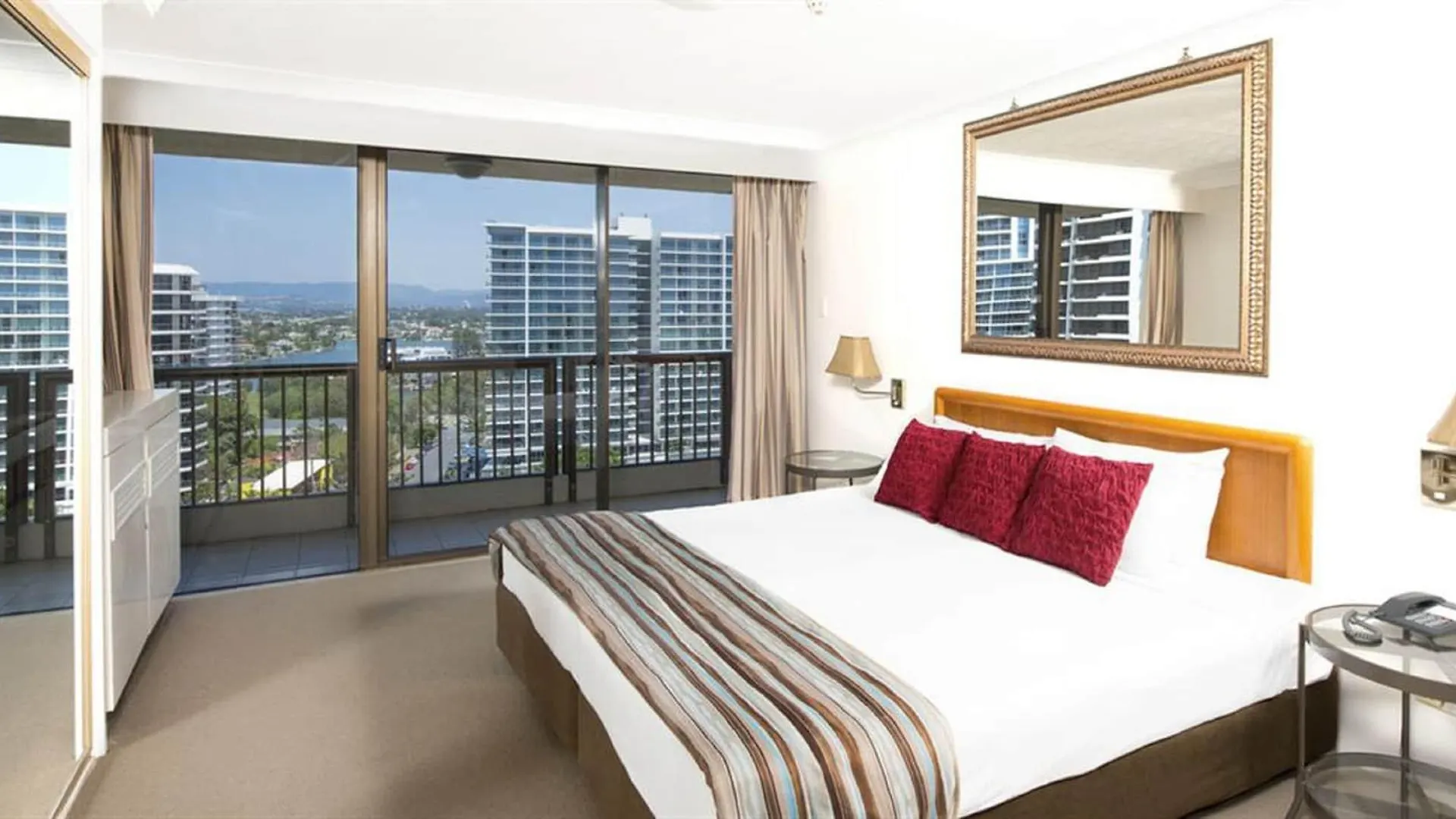 Breakfree Longbeach 3* Gold Coast