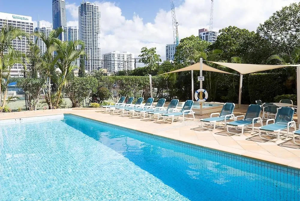 Breakfree Beachpoint 3*