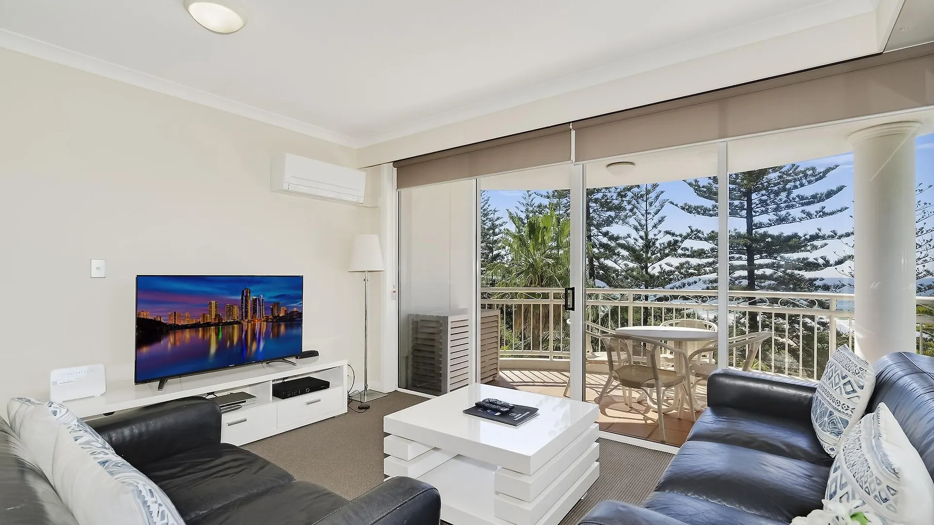 Aparthotel Ultiqa Burleigh Mediterranean