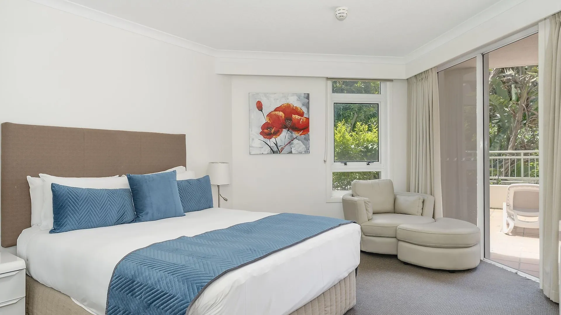 Ultiqa Burleigh Mediterranean 4* Gold Coast