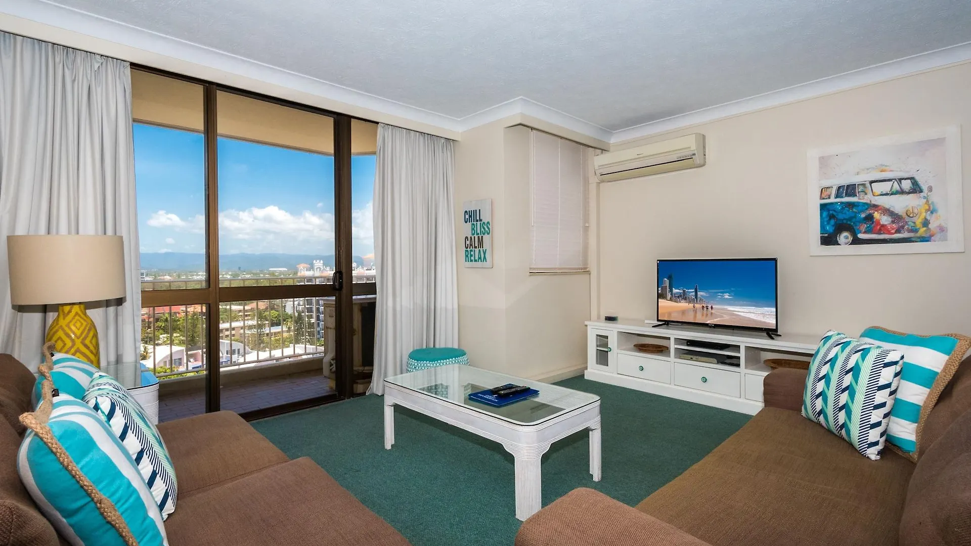 Aparthotel Breakers North Absolute Beachfront - Official Gold Coast