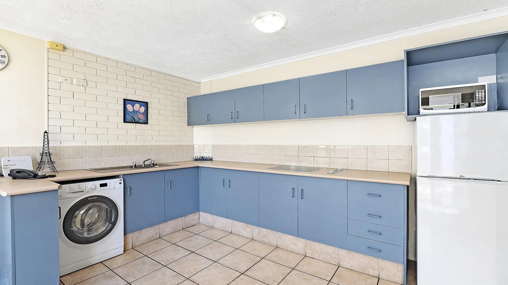 Aparthotel Broadbeach Travel 3*