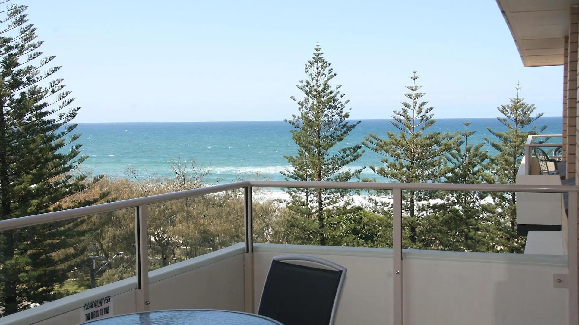 Apartahotel Wyuna Beachfront Gold Coast