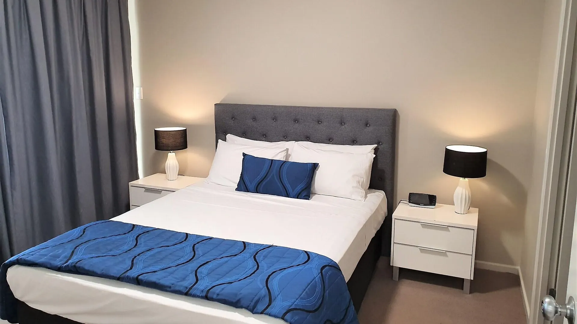 Kirra 4* Gold Coast