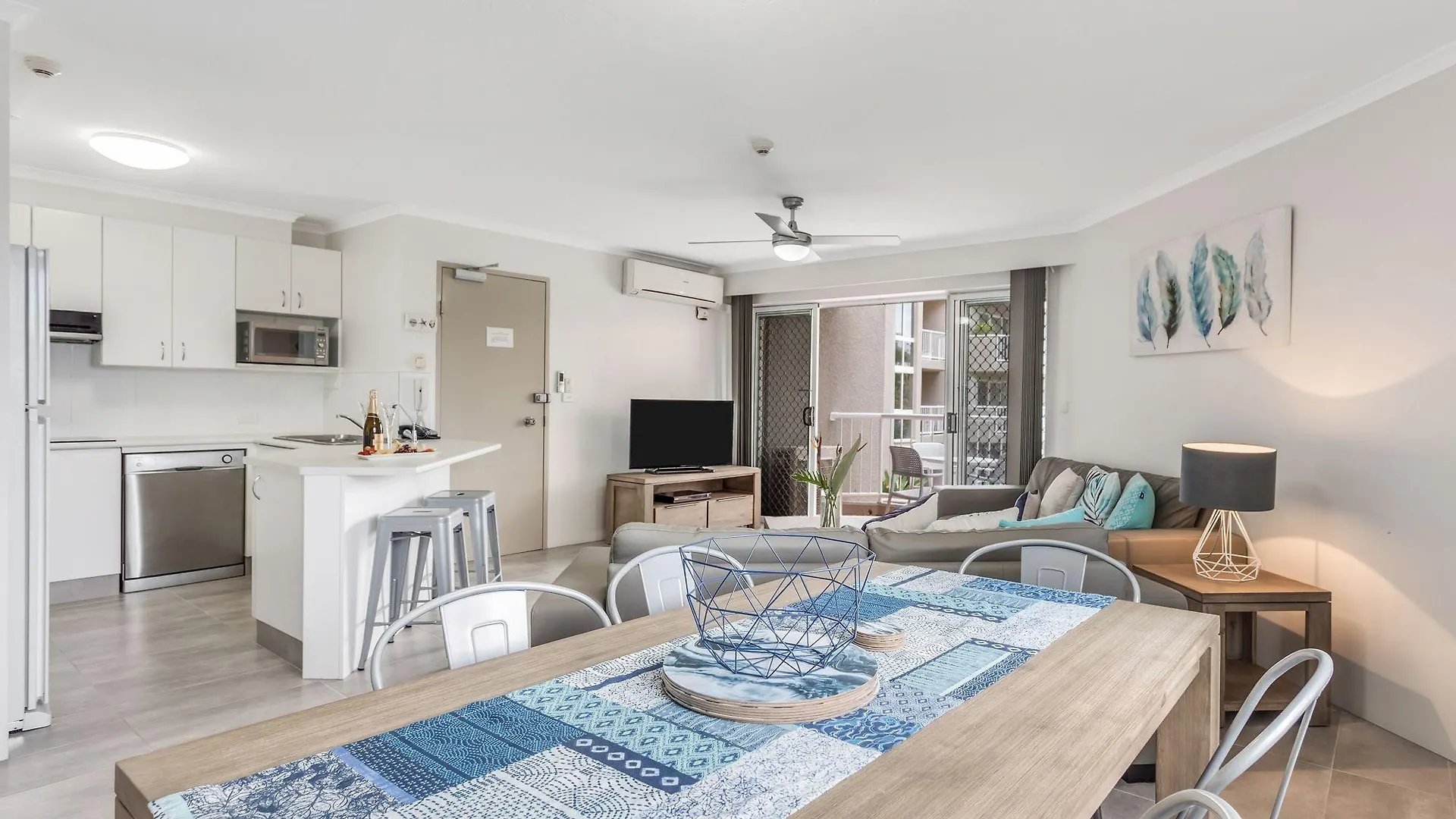 Aparthotel Markham Court 3*