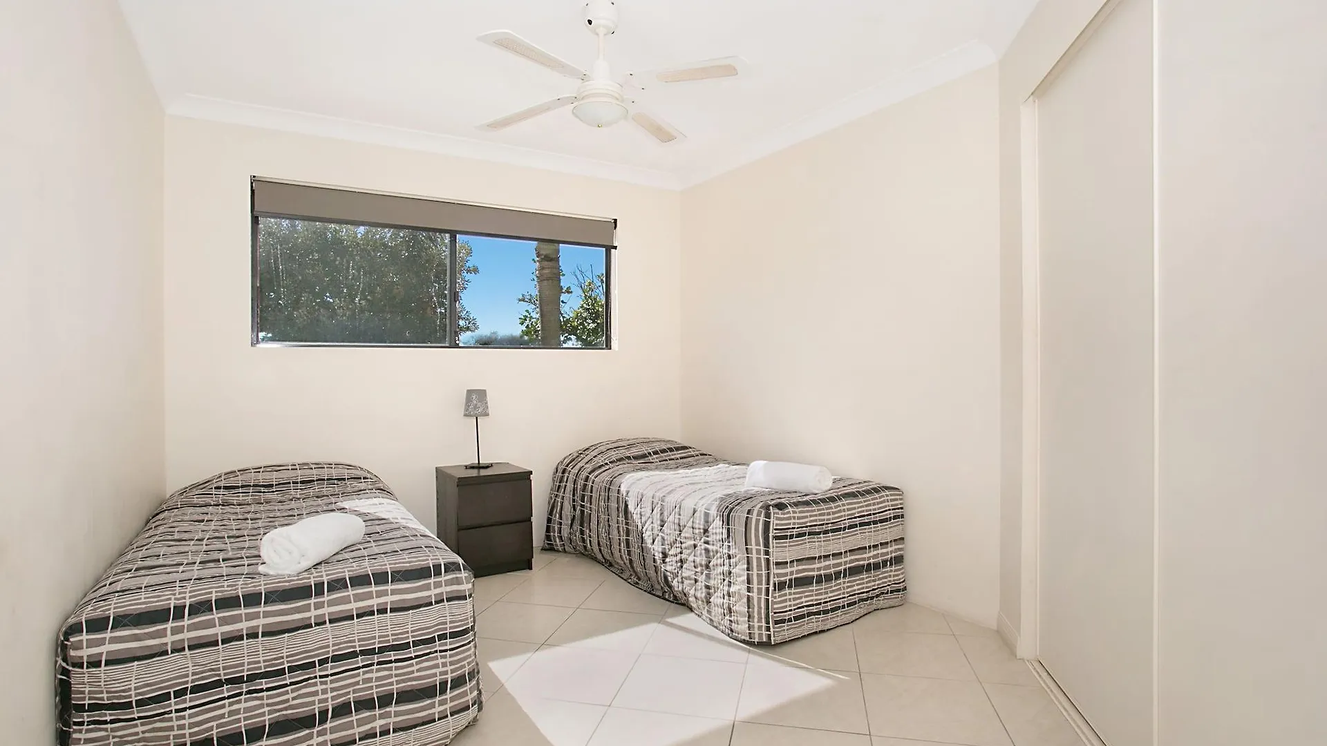 Aparthotel Sandcastles On The Broadwater 4*